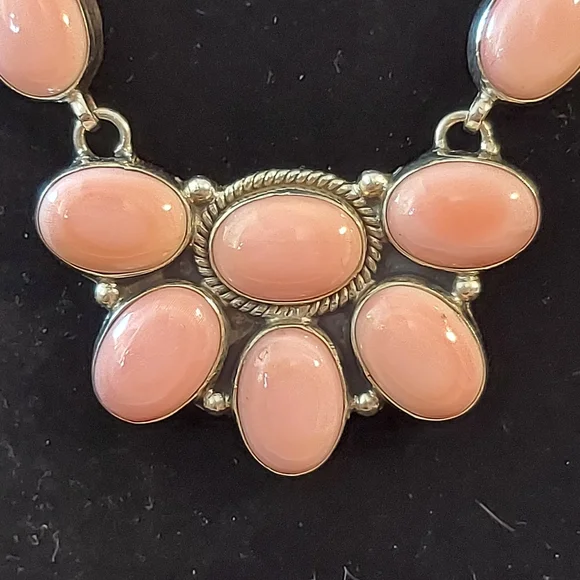 New Sterling Silver & Pink Conch Large Statement Necklace Gorgeous! - Picture 4 of 12